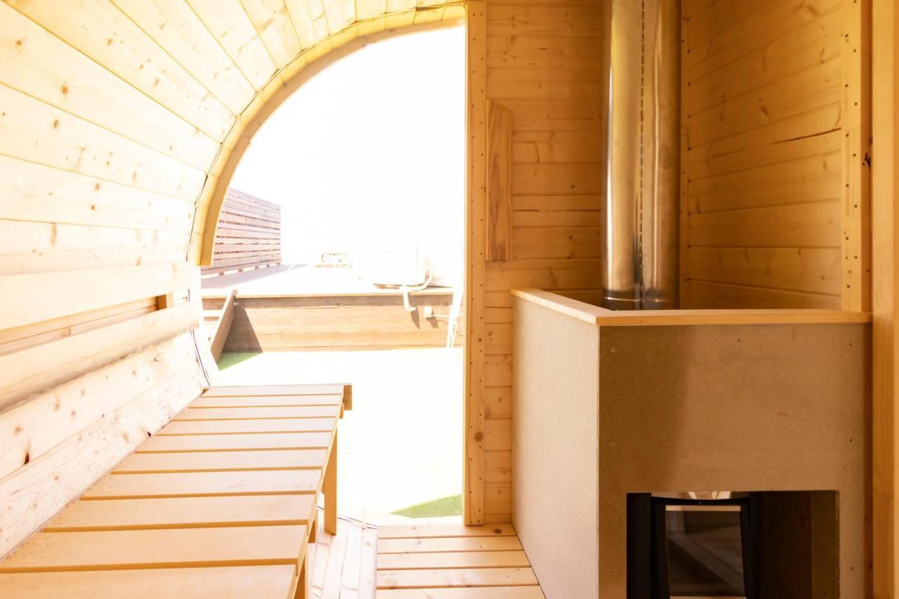 Picnic　Garden Ξενοδοχείο Awaji Εξωτερικό φωτογραφία